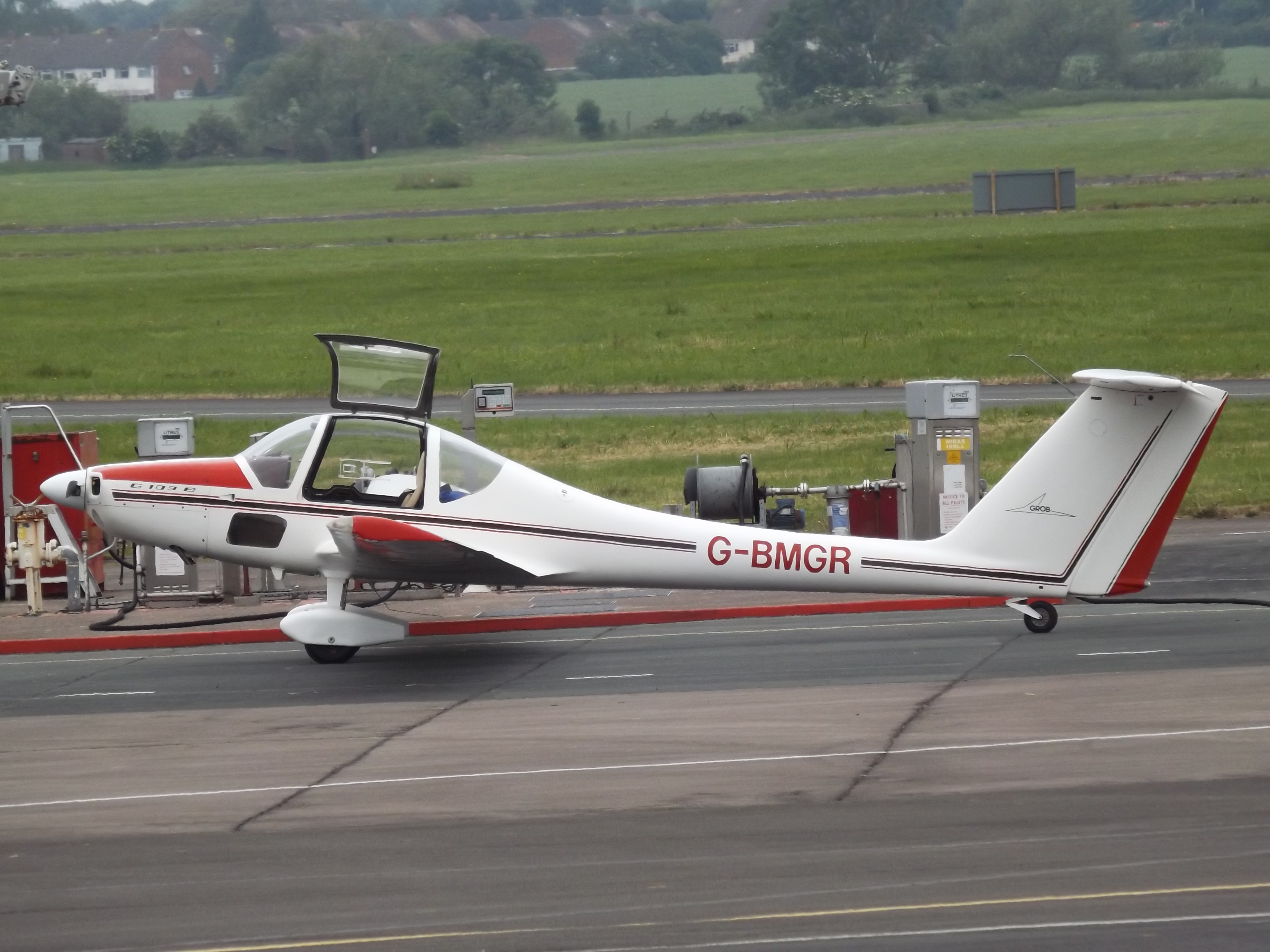 Grob 109 Touring Motorglider on the Airfield